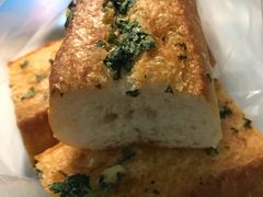 蒜香法棍-老梦面包 CHEZMOREL(三源里店)