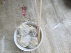 -严氏重油烧麦(民权路店)