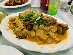魔芋烧鸭-荣生萝卜汤饭店