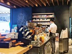 -星巴克(广州南站A18检票口楼上)