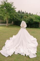 -Renee芮亦婚纱(原丽莎)