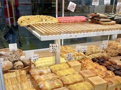 -焙丽拾光(麦凯乐直营店)