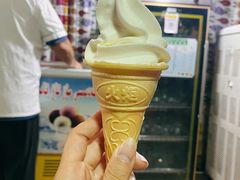 -古老冰山特色冰淇淋店(艾提尕尔店)