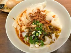 -顺溜·手工刀削面·黑金店(铜锣湾店)