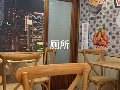 -香港仔茶餐厅(凤阳店)