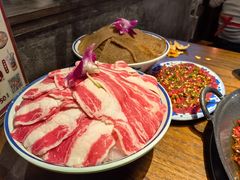 -萍姐火锅·公路夜市(武汉首店)