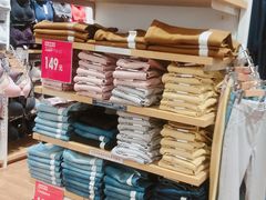 -优衣库(上海虹口龙之梦店)