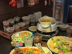 -大头虾越式风味餐厅(光明广场店)