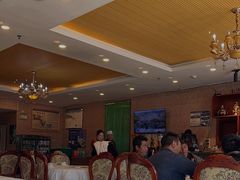 -鲁朗纳麦石锅鸡庄园