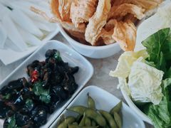 -墨脱石锅椰子鸡•香草鸭•东山羊(大东海店)