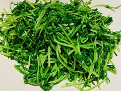 清炒豆苗-金鸭季·北京烤鸭(深业上城店)