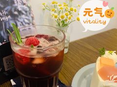 莓果苏打-野路甜点铺(松柏路店)