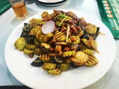-日月昇渔家菜·海肠捞饭·大连海鲜(星海公园店)