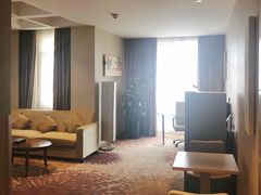 -青岛城阳宝龙福朋喜来登酒店