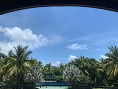 -三亚湾海居铂尔曼度假酒店