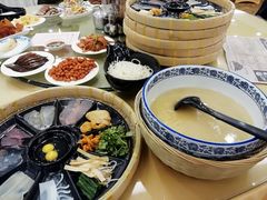 过桥米线-老国贸云南传统过桥米线(滇池店)