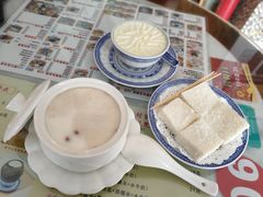 -广信牛奶甜品世家(台东店)
