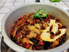 -晓彭肥肠鸡·泡椒鸡火锅(水木天地店)