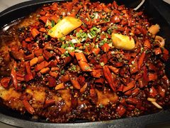 -江边城外烤全鱼(世茂广场店)