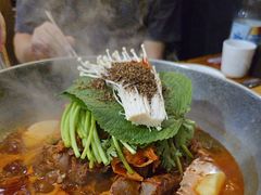 -喇喇排骨火锅·传统韩式脊骨汤(望京西园总店)