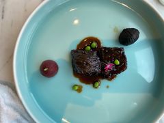 黑蒜糖梨果文武火牛肉-鹏瑞莱佛士酒店·云璟 Yun Jing