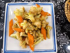 -八两八金·莱芜特色炒鸡(市南漳浦路店)