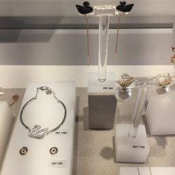 点击看大图 -SWAROVSKI(燕莎奥特莱斯店)