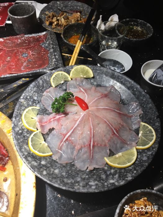 渝利重庆火锅图片