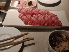 -海底捞火锅鲜切牛肉主题店(长寿路店)