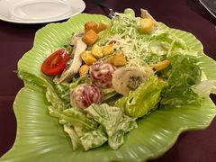 凯撒鸡肉沙拉-老井俄式餐厅