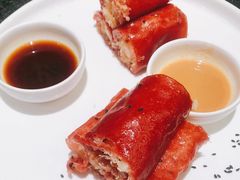 红米脆皮鲜虾肠-蝴蝶里·粤菜·点心(龙湖天街&滨江店)
