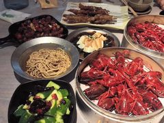 -巴厘龙虾·榜首油焖大虾(音乐学院·沿江酒馆店)