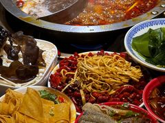 -沸炉重庆老火锅(军事博物馆店)