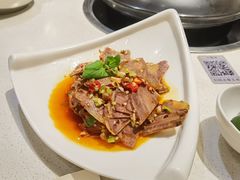 凉拌牛展肉-百年果林椰子鸡(中洲店)