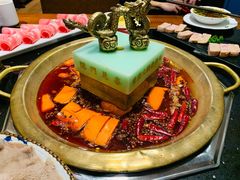 九州方圆锅-朝天门火锅(洪崖洞景观江景店)