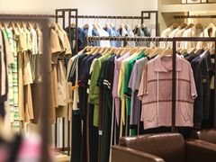 -王府井奥莱临潼小镇(临潼店)