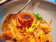 敲糖棒棒鸡-辛香汇·现炒川菜(淮海路百盛店)