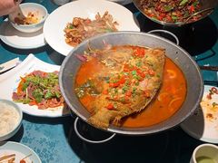 -呷湘厨·鱼汤捞饭·剁椒鱼头·辣椒炒肉(国家会展中心店)