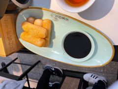 -江边城外烤全鱼(世茂广场店)