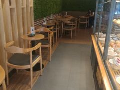 -焙丽拾光(麦凯乐直营店)