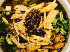 -南门金峰辣子鸡·玩串串(昌发展万科广场店)