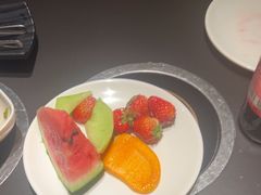 -钱小奴海鲜自助黑金店(杭州滨江龙湖店)