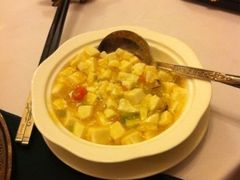 蟹粉豆腐-上海老站(徐家汇店)