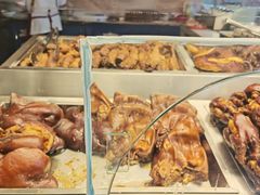 -老鼎万春卤菜(五代传承创始老店)