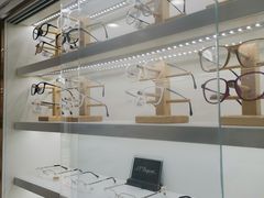 -翰佐蔡司小乐圆·依视路星趣控·暴龙眼镜折扣店