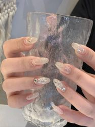 -米小兔美甲美睫