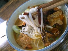 -陈记柳州螺蛳粉(大坪店)
