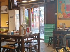 -富正毅三下锅·湘西韵味(天门山索道店)