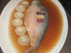 清蒸鲥鱼配面盏-苏浙总会(国金中心店)