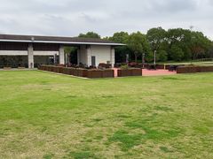 -上海怡沁园度假酒店